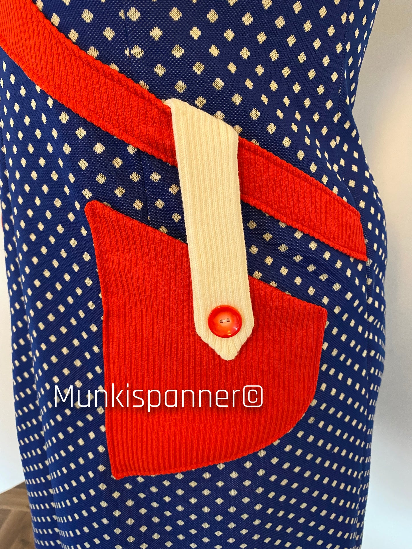 Munkispanner Revamped Vintage - Navy, White and Red Diamond Dress